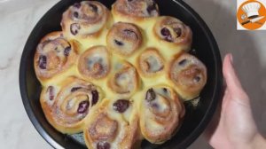 Синнабоны с вишней