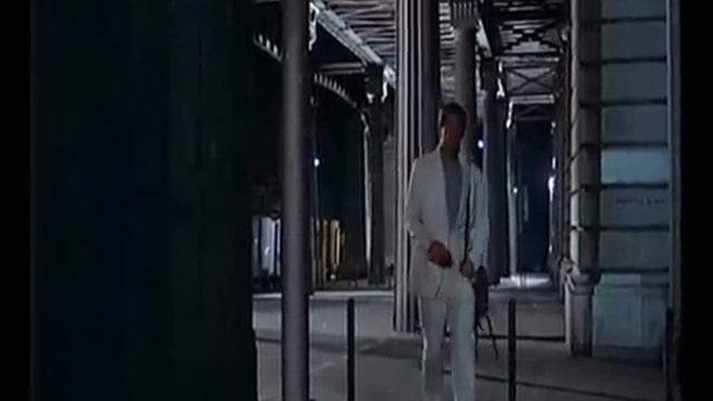 Le Professionnel смотреть онлайн