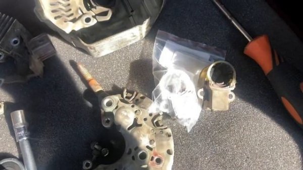 Замена щеток генератора TOYOTA двигатель 1ZZ