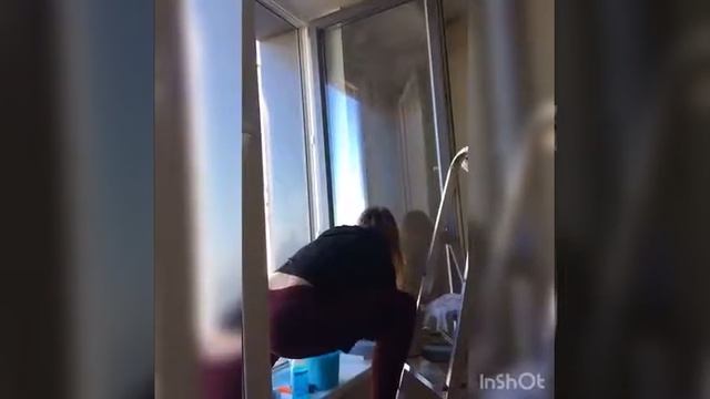 Профессиональная и аккуратная мойка окон в квартире
