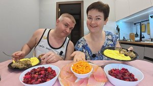 Мукбанг СЛАВА портит людей! БЫВШИЕ звезды, только БЫВШИЕ! Болталка и Семейный ужин в России