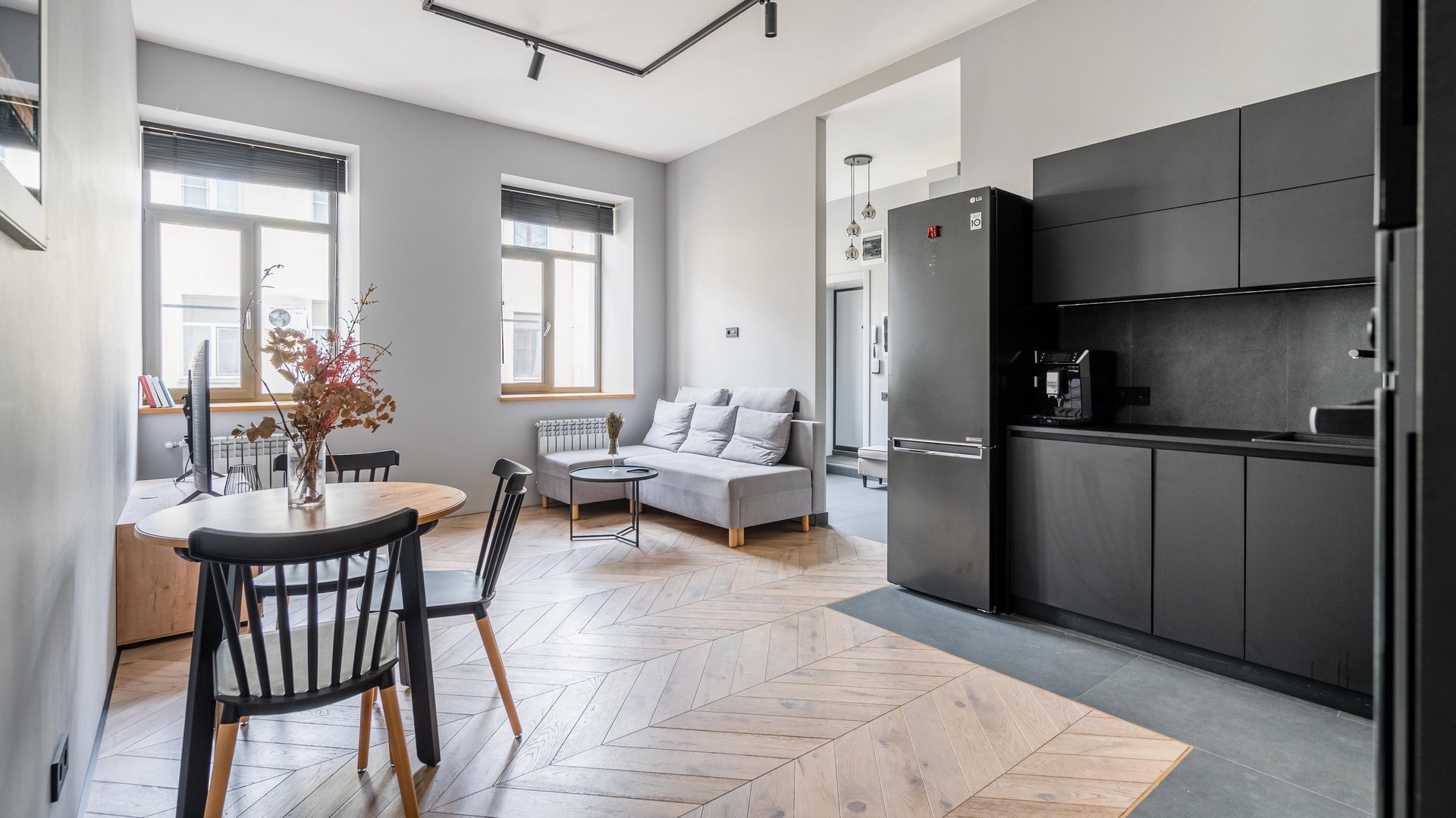 Уютная двухкомнатная квартира на улице Маяковского смотреть онлайн