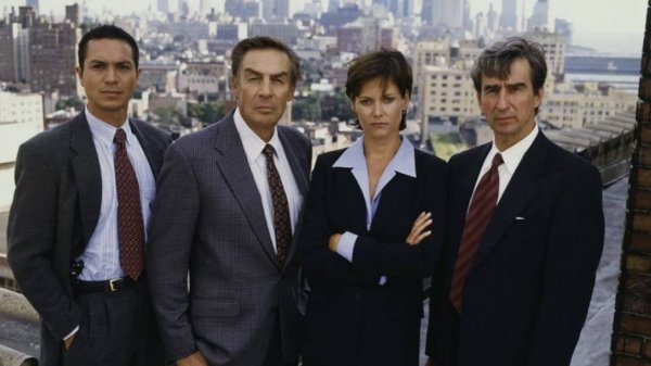 Сериал Закон и Порядок - 8 сезон 24 серия / Law & Order