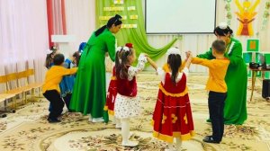 Русская народная игра "Золотые ворота"