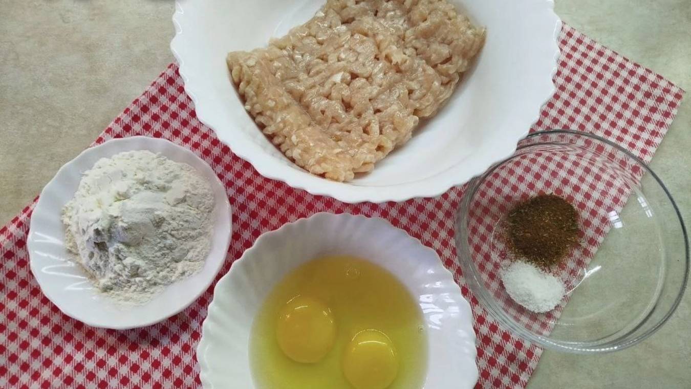 Куриные котлеты без муки, готовим за 30 минут на сковороде или в духовке.Chicken cutlets.