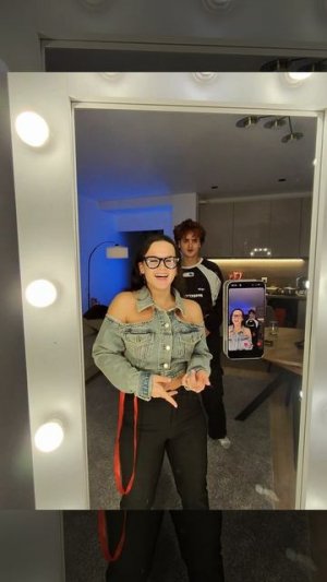 На что сняли видео ?