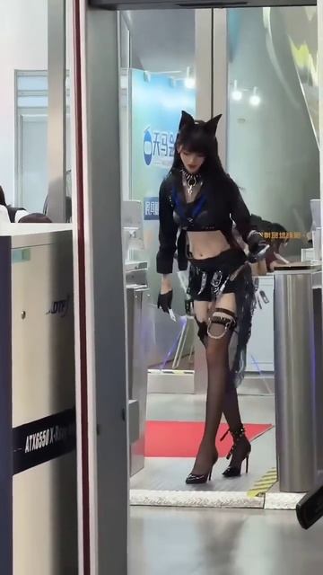 Китайская косплеерша ) смотреть онлайн