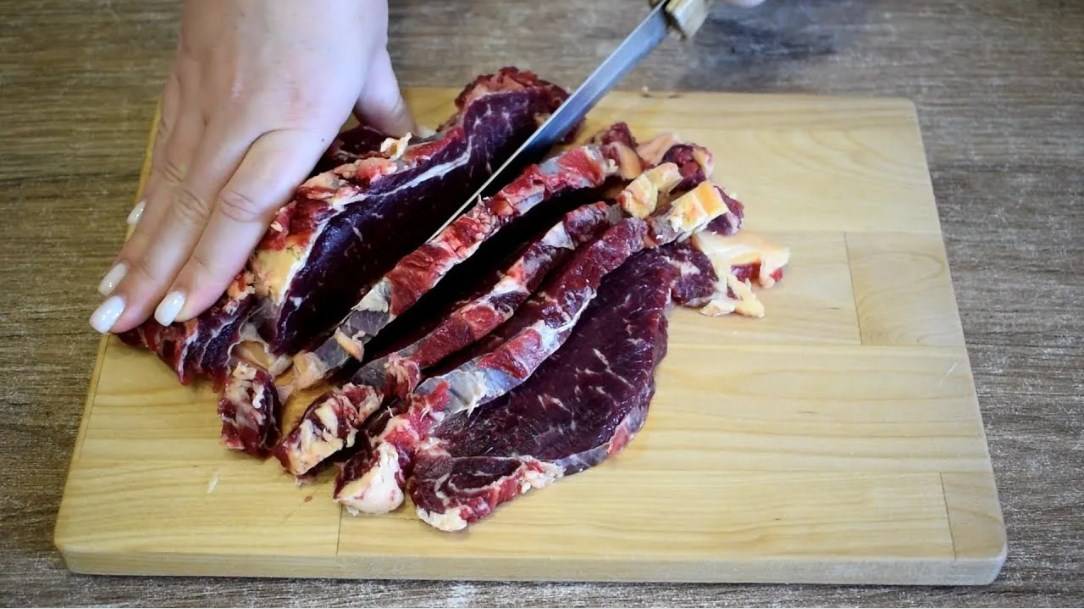 Рецепт находка! Вкуснее мяса я не ела. Потрясающее горячее блюдо на праздник и не только! смотреть онлайн