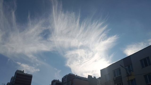 . Порой поражают воображение небеса. Почему так а не иначе. Этому нет объяснения!!! смотреть онлайн