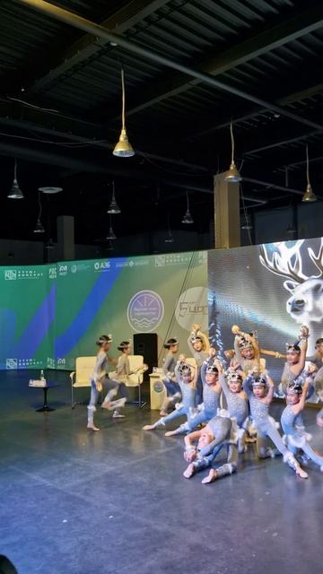 Моменты танца "Олень" на открытии Фестиваля "Якутия - мои горизонты" 30.10.2025 г. смотреть онлайн