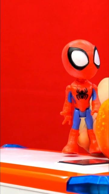 Человек-паук: как Хэллоуин превратился в ИСПЫТАНИЕ!🎃 #Хэллоуин #длядетей #шортс смотреть онлайн