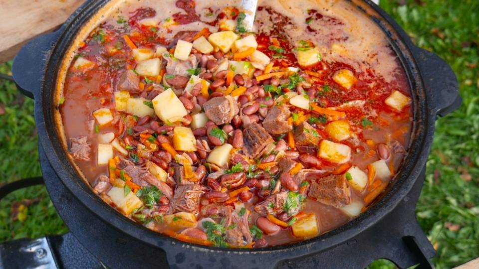 Всего пару хитростей делают этот Фасолевый суп шедевром смотреть онлайн