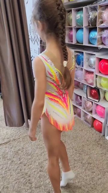 При выборе купальника не учитываю ничьё мнение, только тренера, а вы как выбираете? смотреть онлайн