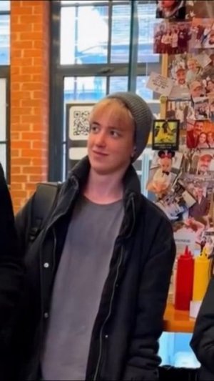 просто магия 😂
подписывайтесь на перчик🌶🌶 тут всё для хорошего настроения☺☺☺