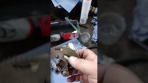 Снова Веста робот... Не прикрученный актуатор сцепления и обслуживание 🤷