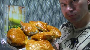 Слоёные пирожки с калиной!