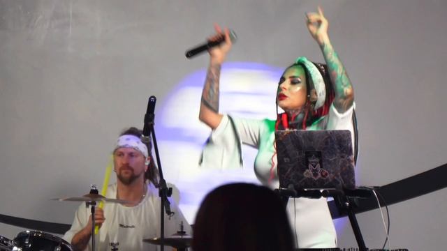 Руки Вверх (Dj Kaprizz & Dee Drum Show)