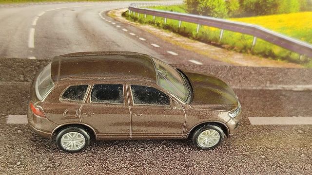 VOLKSWAGEN TOUAREG смотреть онлайн