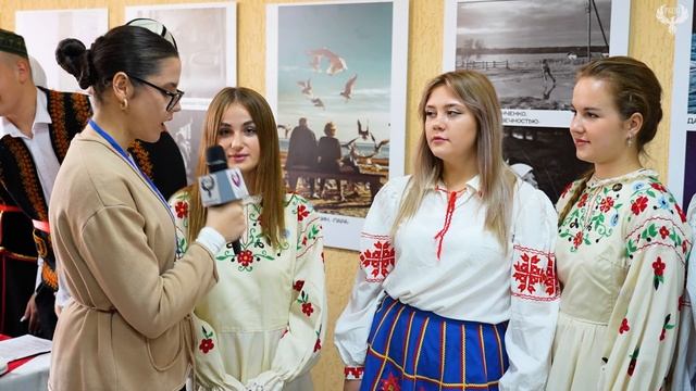 Традиционные блюда народов России на форуме "Вместе навсегда" в ЛГУ им.В.Даля