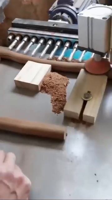 Залипательное видео. Работа на станке. смотреть онлайн