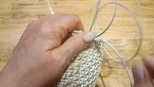 МК колокольчик корневым плетением ротангом