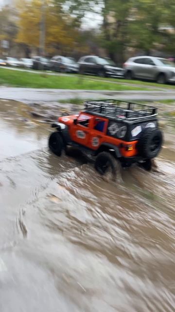 Прет везде #mn128 #малышнаджипе #offroadbaby #делаюгрязь #rc #offroad #rccar #jeep #jeepwrangler