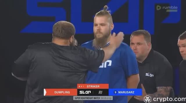 Как выглядит Королевский лещь (Вася Пельмень Power Slap)