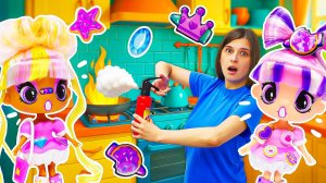 Куклы для девочек Decora Girlz надели на вечеринку одинаковые платья, что делать?