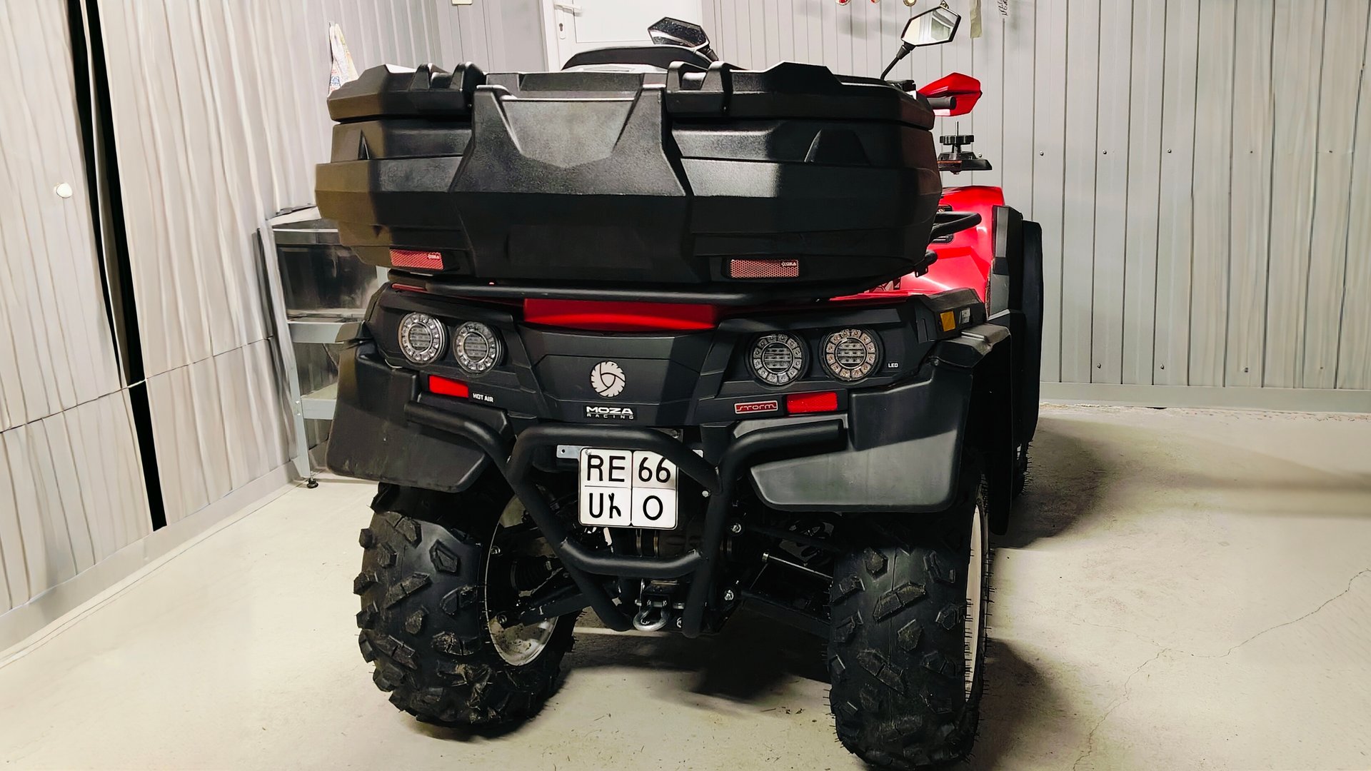 Правильная установка кофра GKA307 на РМ800Т Rm800T без колхоза! А также самодельные ручки пассажира смотреть онлайн