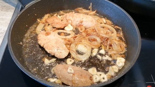 Бычьи яйца на сковородке смотреть онлайн