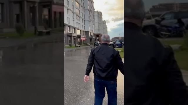 Идёт и льёт осенний дождь смотреть онлайн