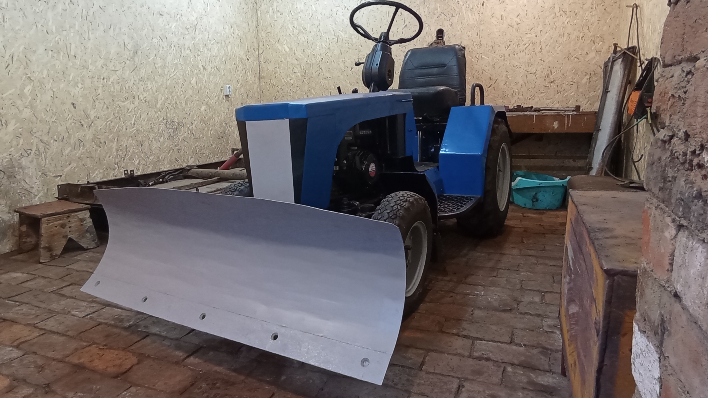 Отвал для СМТ Василëк.