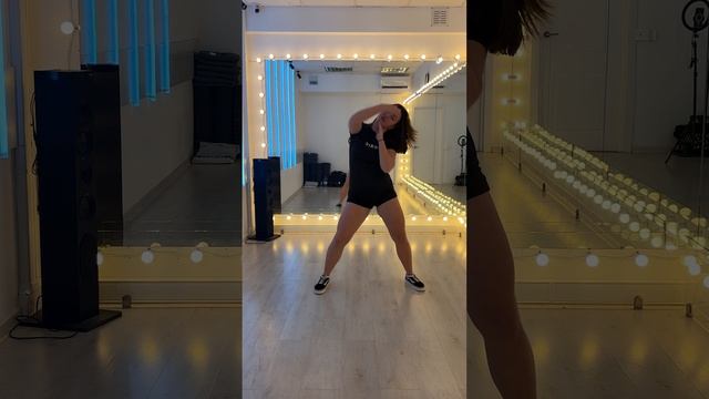 Занятие 1.1 Ощущение и контроль бедер плюс руки