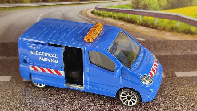 RENAULT TRAFIC смотреть онлайн
