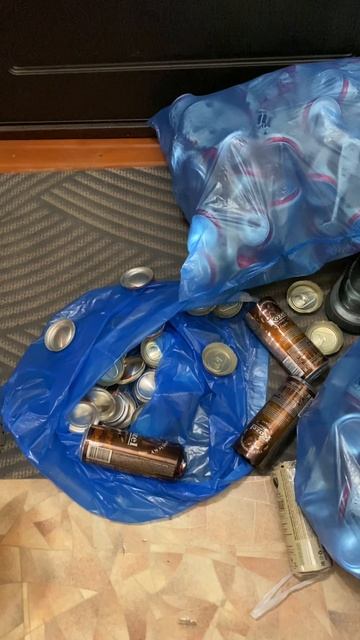 Серый за экологию! 😆 / Полезные баночки / Расти, осётр! смотреть онлайн