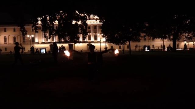 Файер-шоу в Петербурге. Вечернее выступление. Октябрь. 2025 год. смотреть онлайн