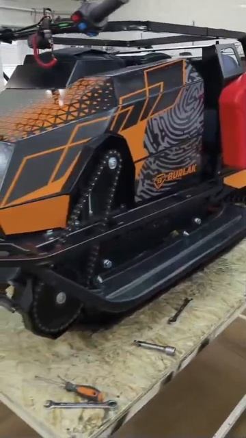 Пилигрим в моде при любой погоде смотреть онлайн