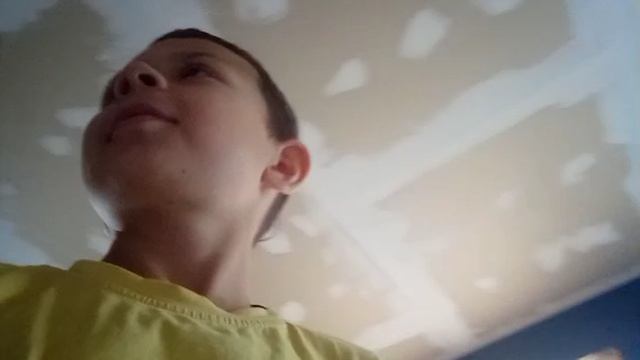 починка Сквидварда и танцы в конце смотреть онлайн