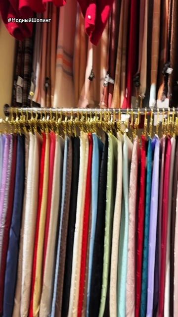 Платки Шарфы Палантины Капоры Комплекты смотреть онлайн