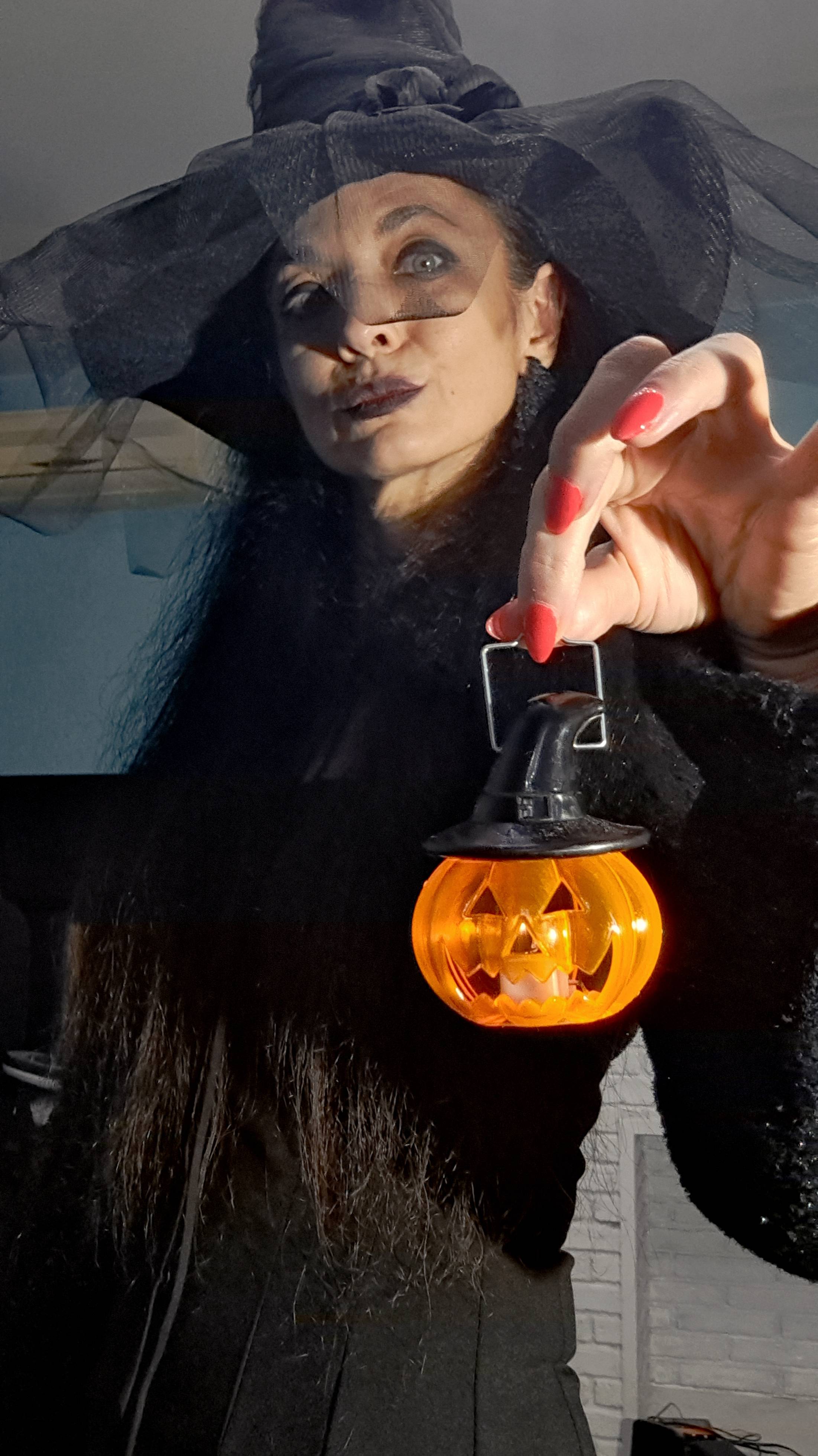 Рецепт булочек тыковок на Хэллоуин!🎃🎃🎃 смотреть онлайн