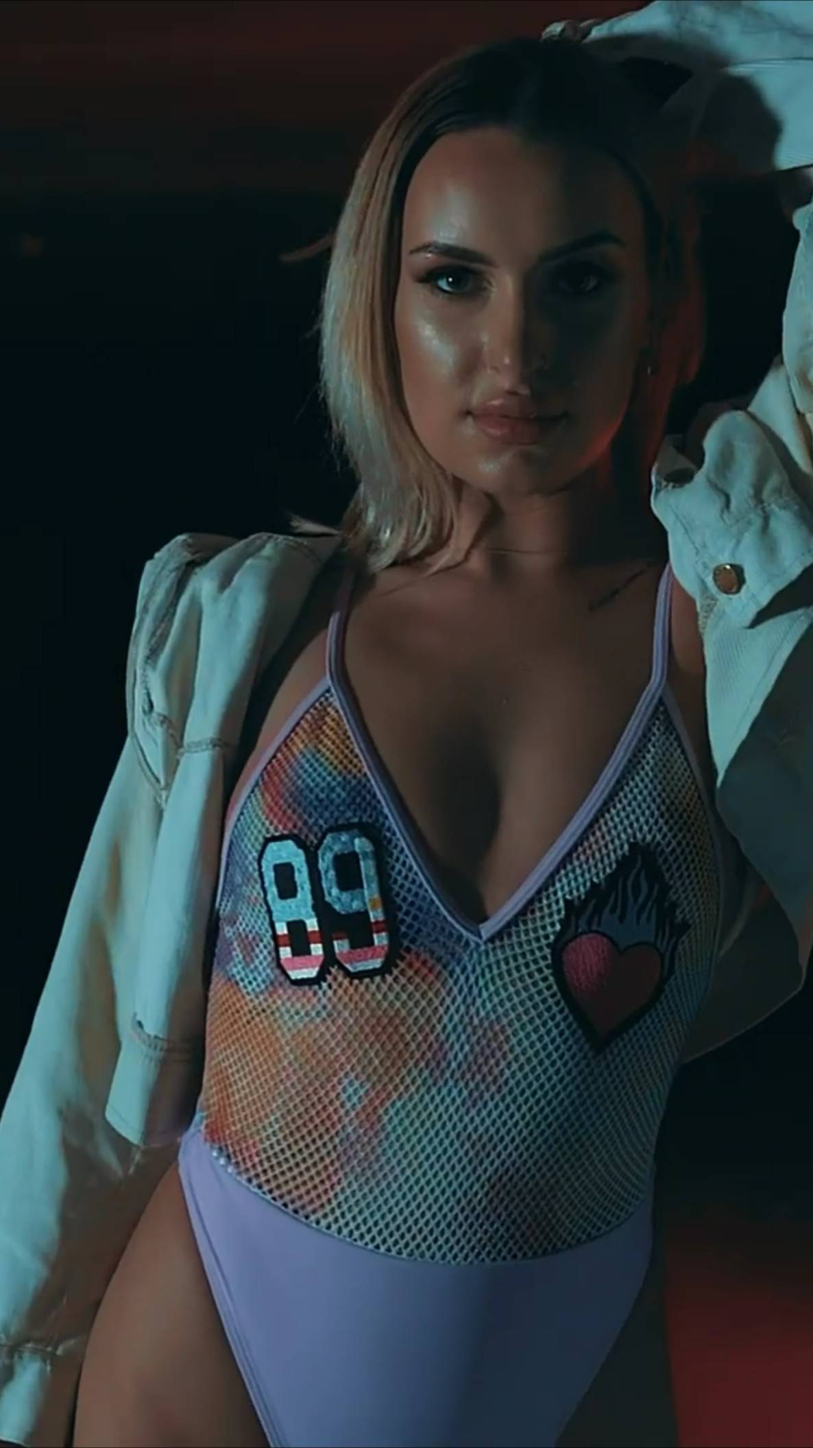 BAKHOR RAFIKOV - LIVING ON VIDEO [MUZHUB] смотреть онлайн