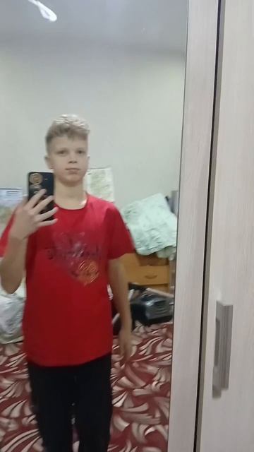 я сделал кудряшки я теперь барашка😃😃😁