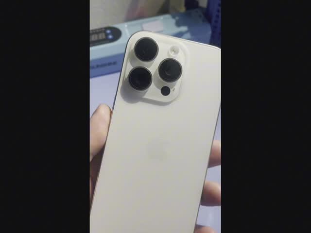 Iphone 16pro не включается