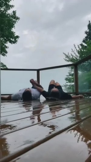 Cколько раз надо тебя целовать