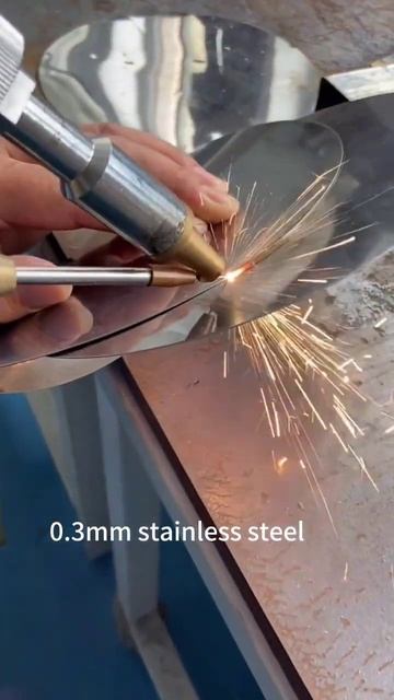 Нержавеющая сталь 0,3 мм.---XTLASER Лазерный сварочный аппарат смотреть онлайн