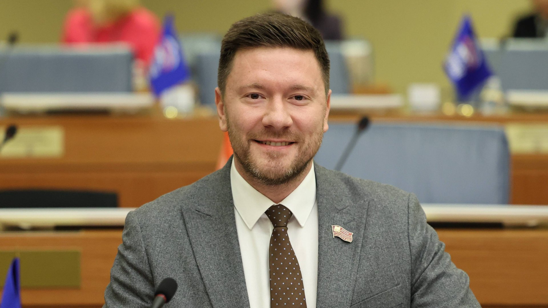 01.11.2025. Александр Козлов: Выделенные средства позволят результативно осуществлять полномочия МСУ смотреть онлайн