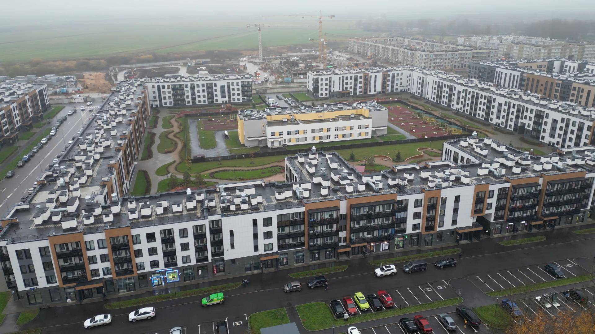 Univer City. Обзор студии смотреть онлайн