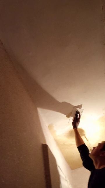 жидкие обои на потолке