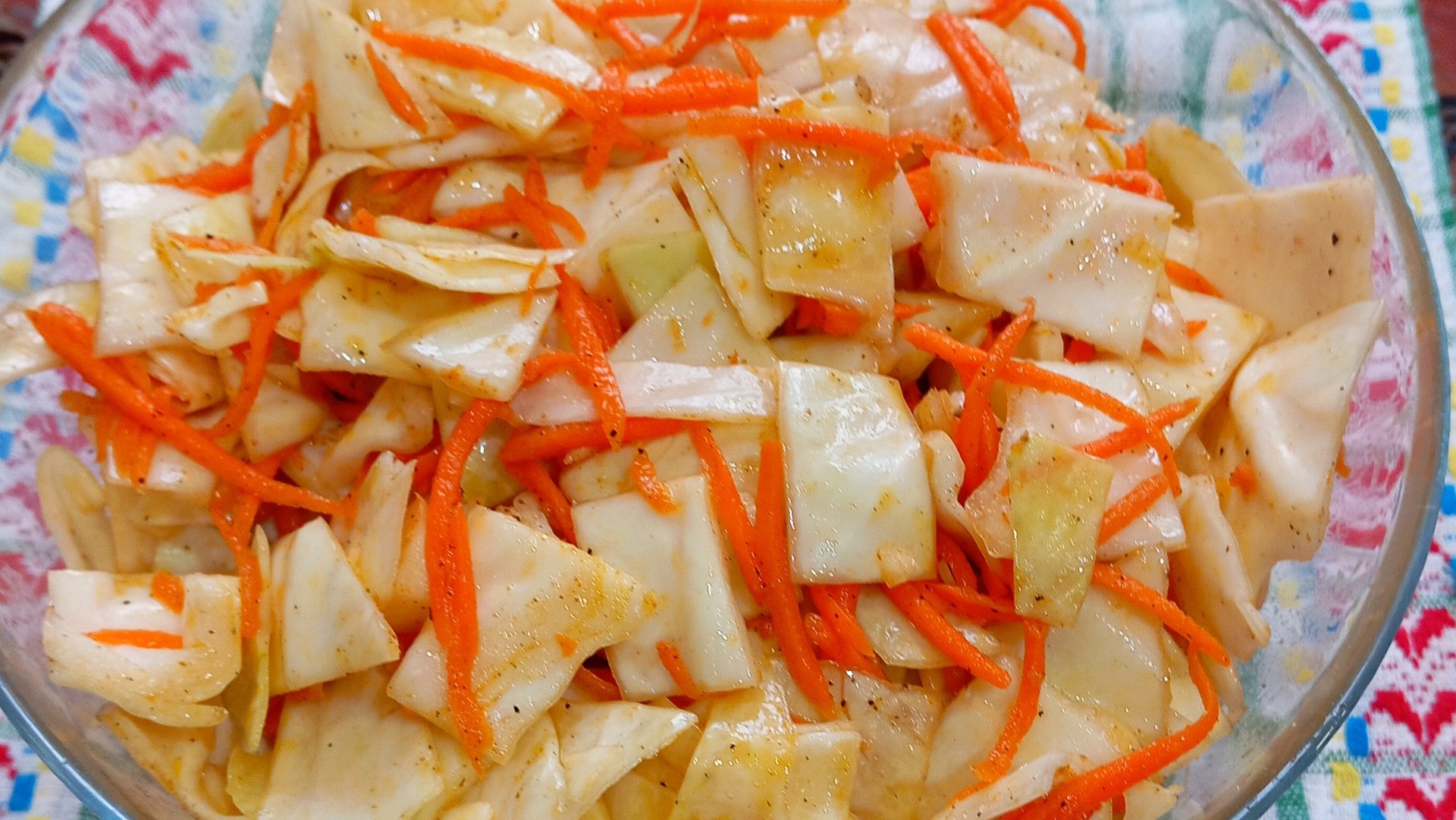 Салат из капусты по корейски. Быстро, вкусно и бюджетно. смотреть онлайн