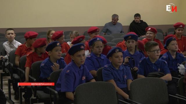 НОВОБРАНЦЫ ЮНАРМИИ СЫГРАЛИ В «ЧТО? ГДЕ? КОГДА?» смотреть онлайн